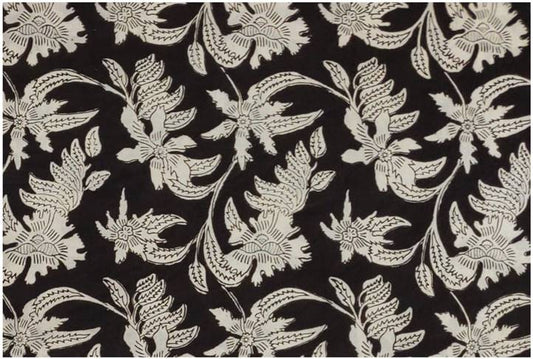 White Leaf Floral Pattern
